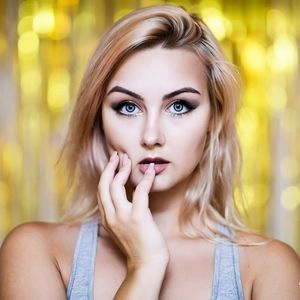 Meet your Posher, Marisa